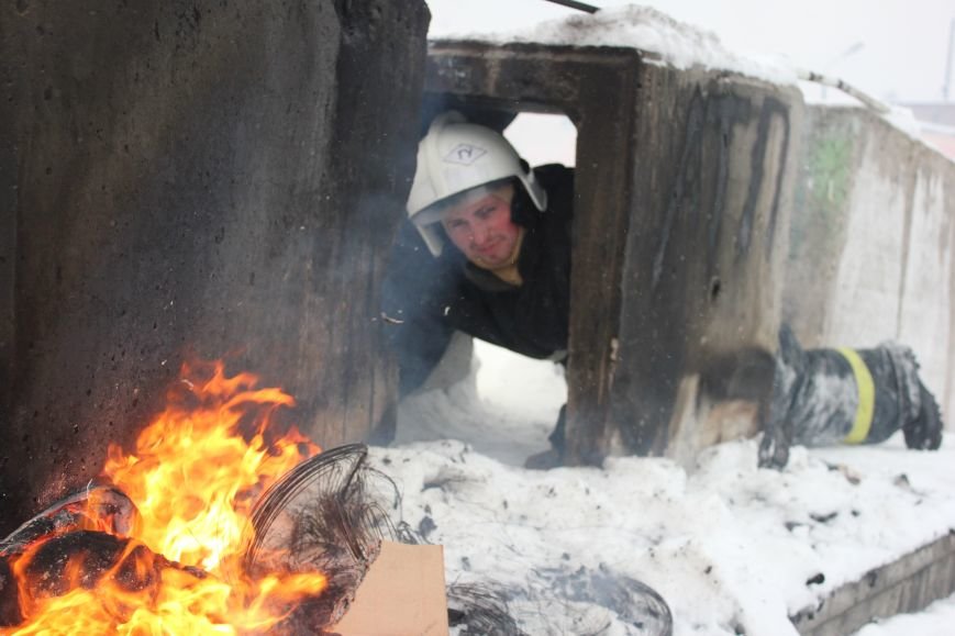Сыктывкарские журналисты на себе испытали особенности пожарной службы, фото-14