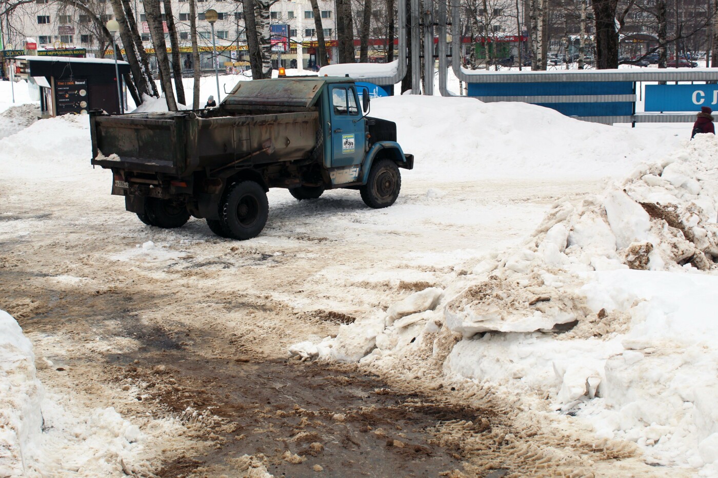 Снежный коллапс в Сыктывкаре