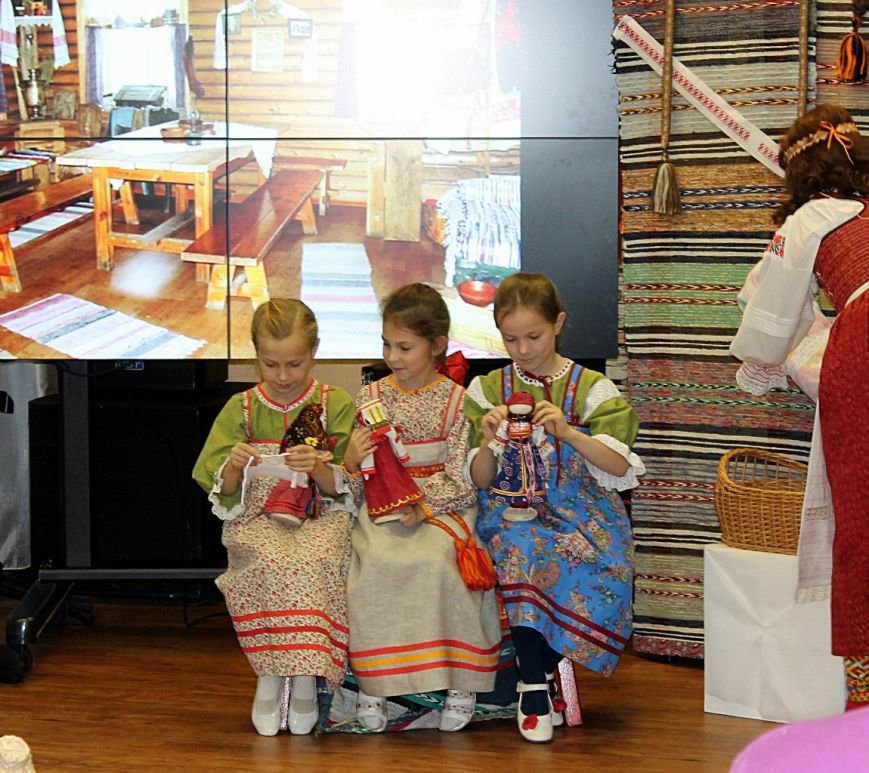 Жители Коми смогут увидеть эксклюзивных кукол в финно-угорских нарядах, фото-2